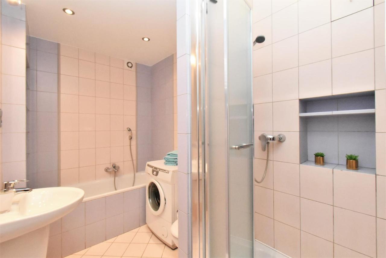Rental Apartments Piwna Varšava Exteriér fotografie